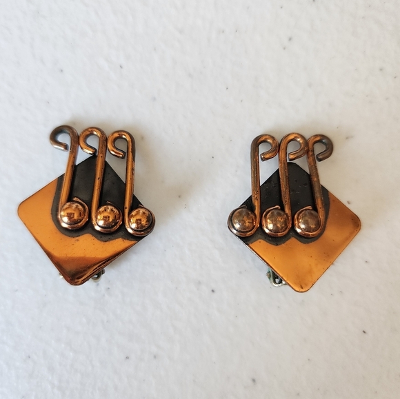 Cooper Vintage Clip Earrings - Picture 1 of 9